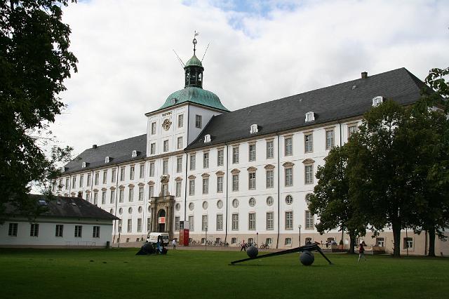 92 Schlossansicht von vorn.jpg